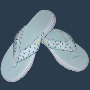 EUC VB Cloud By Vera Bradley Flip Flop Sandals Lagoon Fish Light Print Size 11